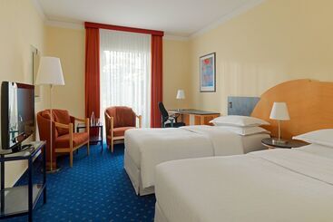 هتل Sheraton Offenbach