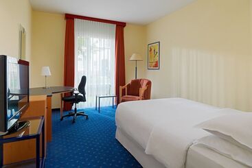 هتل Sheraton Offenbach