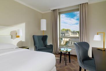 هتل Sheraton Offenbach