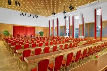 هتل Sheraton Offenbach
