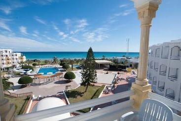 酒店 Thapsus Beach Resort
