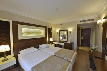 هتل Yigitalp Istanbul