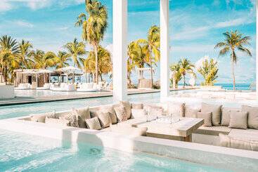 Van Der Valk Plaza Beach & Dive Resort Bonaire