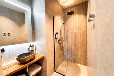 Van Der Valk Plaza Beach & Dive Resort Bonaire