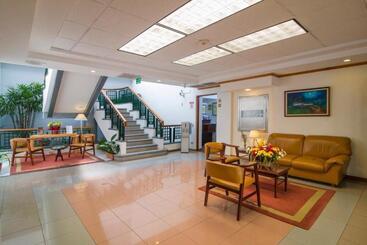 Apartotel & Suites Villas Del Rio