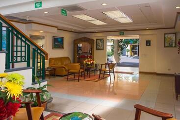 Apartotel & Suites Villas Del Rio