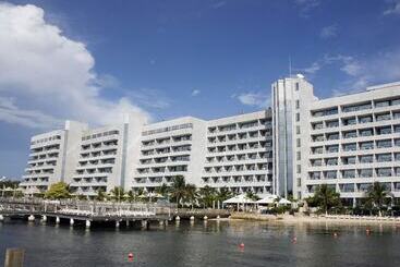 Ghl Hotel Sunrise