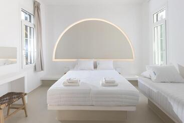 هتل Andromeda Residence