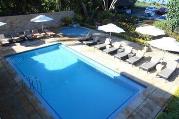 هتل Bedarra Beach Inn