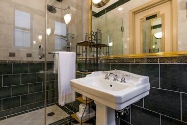 Casablanca Hotel By Library Hotel Collection