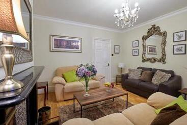 هتل Easington Guest House
