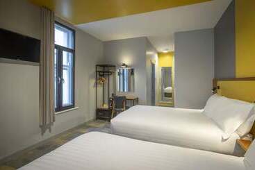Fitzsimons Hotel Temple Bar