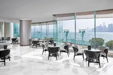 هتل Harbour Grand Kowloon
