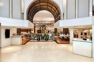هتل Mercure Jakarta Batavia