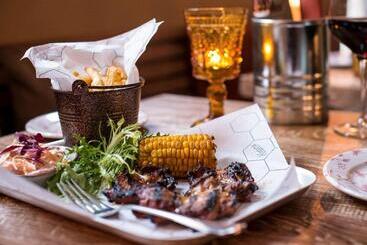 هتل Mercure Oxford Eastgate