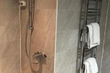 هتل Newell Bistro And Rooms