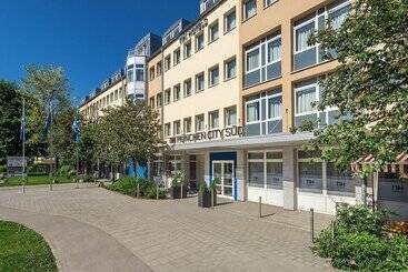 هتل NH München City Süd