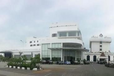 هتل Prima Cirebon