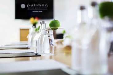 Pullman Reef Hotel Casino