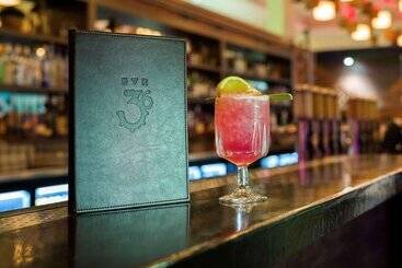 Pullman Reef Hotel Casino