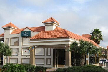 هتل Quality Inn & Suites Kissimmee By The Lake