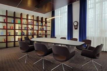 هتل Sheraton Hannover Pelikan