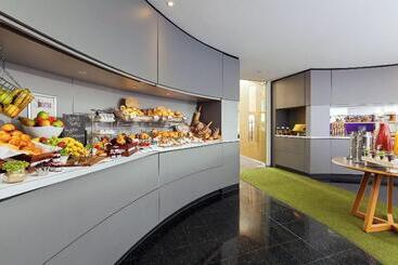هتل Sheraton Hannover Pelikan