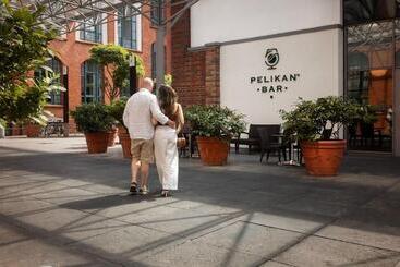 هتل Sheraton Hannover Pelikan