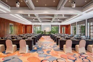 هتل Sofitel Singapore Sentosa Resort & Spa