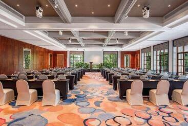 هتل Sofitel Singapore Sentosa Resort & Spa