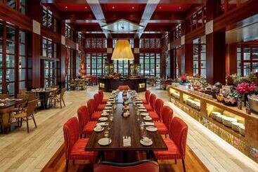 هتل Sofitel Singapore Sentosa Resort & Spa