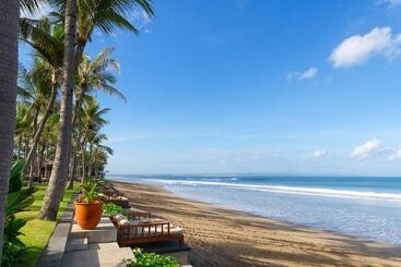 هتل The Legian Seminyak, Bali