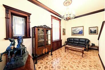 هتل Vila Anna