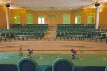 هتل Yadis Oasis Kebilli