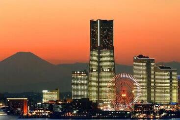 هتل Yokohama Royal Park