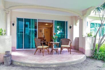 استراحتگاه Paradise Garden Hotel And Convention Center Boracay Powered By Aston