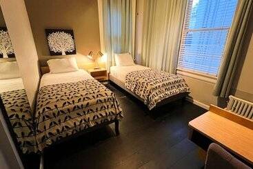 Touchstone Hotel   City Center