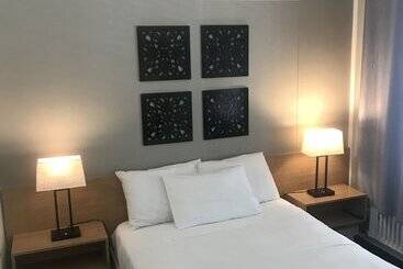 Touchstone Hotel   City Center