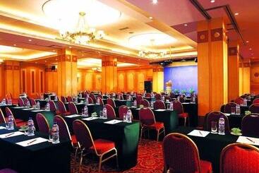Gloria Plaza Hotel Shenyang