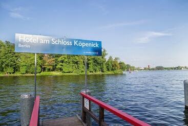 هتل Am Schloß Köpenick By Golden Tulip
