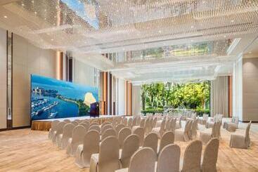 هتل Hong Kong Gold Coast