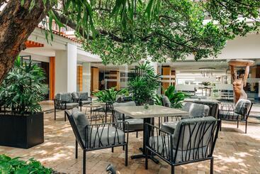 هتل Hilton San Salvador