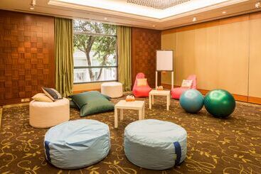 هتل Jen Singapore Tanglin By Shangrila