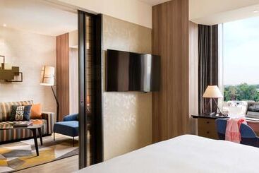 هتل Jen Singapore Tanglin By Shangrila