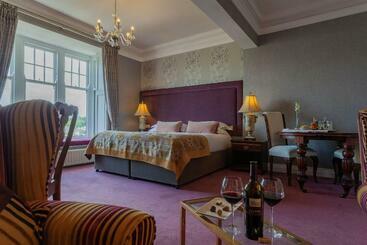 هتل Killarney Randles