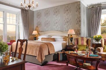 هتل Killarney Randles