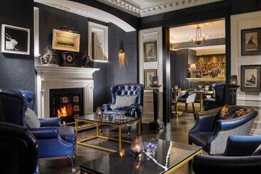 هتل Killarney Randles