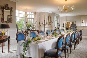 هتل Killarney Randles