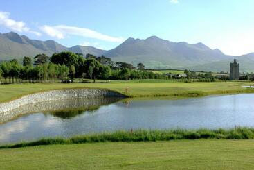 هتل Killarney Randles