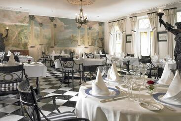 هتل Killarney Randles
